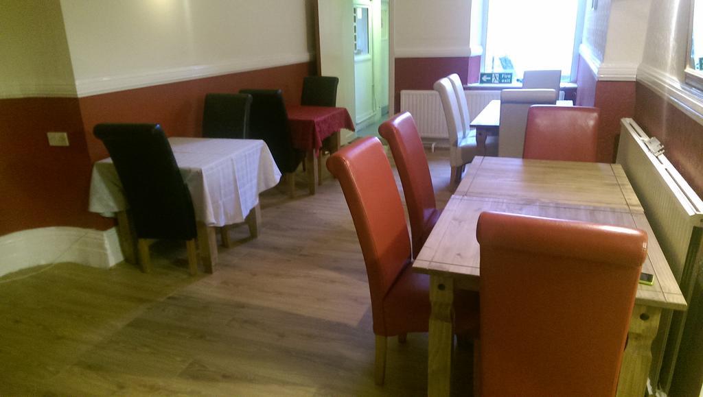 Tredegar Arms Budget Guesthouse For Walkers/Cyclists/Contractors/Traveler Merthyr Tydfil Exterior foto